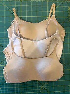 3 Girls tween bras 30A lightly padded size medium lot of 3 training